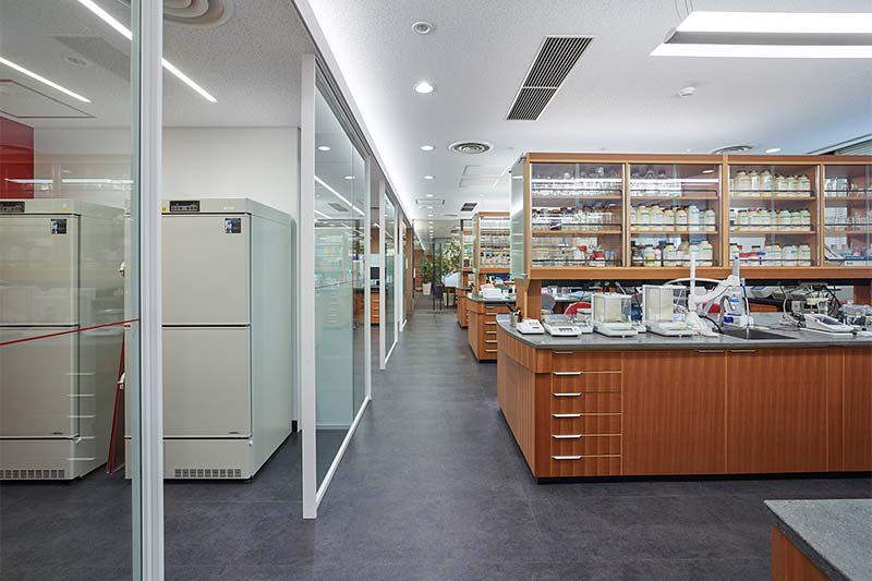 RIKEN Center for Development Biology Dr. Takashi Tsuji’s office
