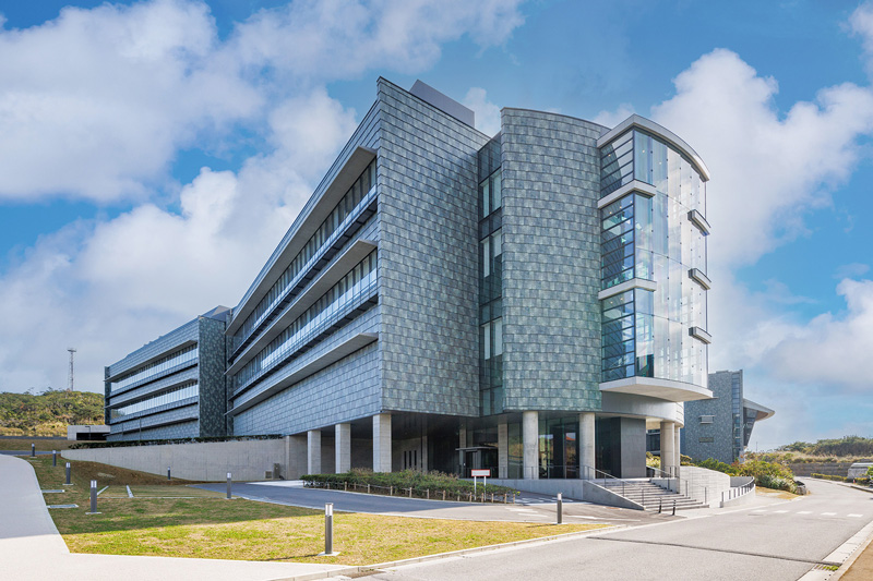 沖縄科学技術大学院大学（OIST）
