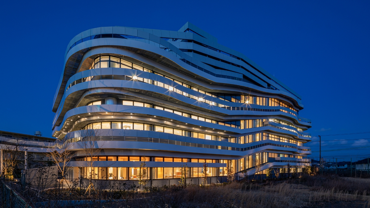 Special Talk – イノベーションを起こす研究施設の作り方 –