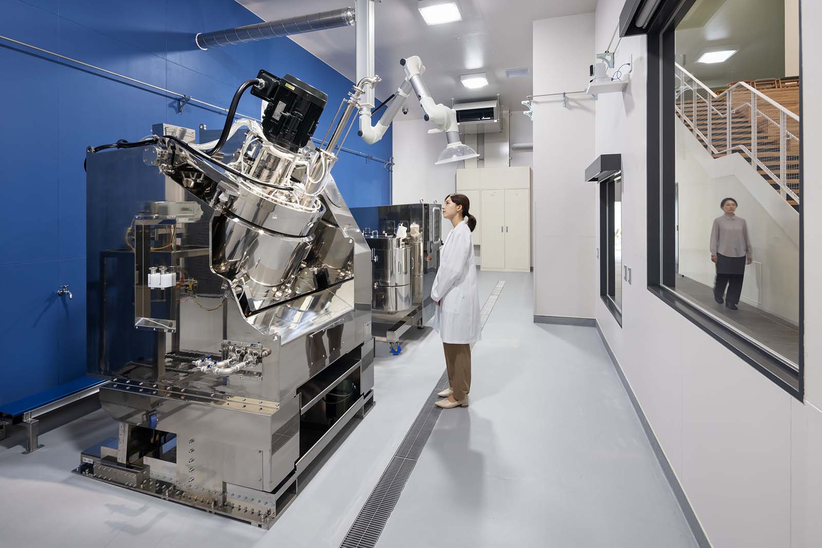 日本アイリッヒ株式会社　Eirich Innovation Center Japan