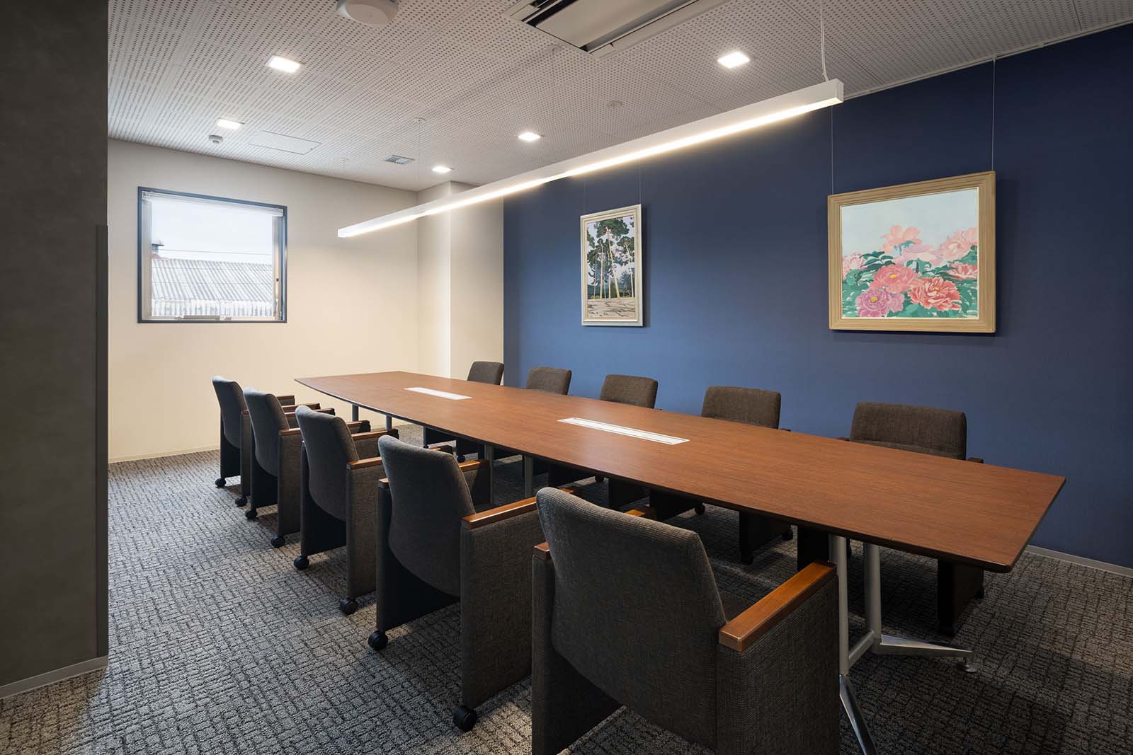 日本アイリッヒ株式会社　Eirich Innovation Center Japan